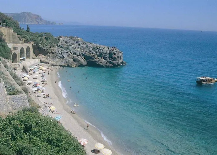 Luxury By The Coast *