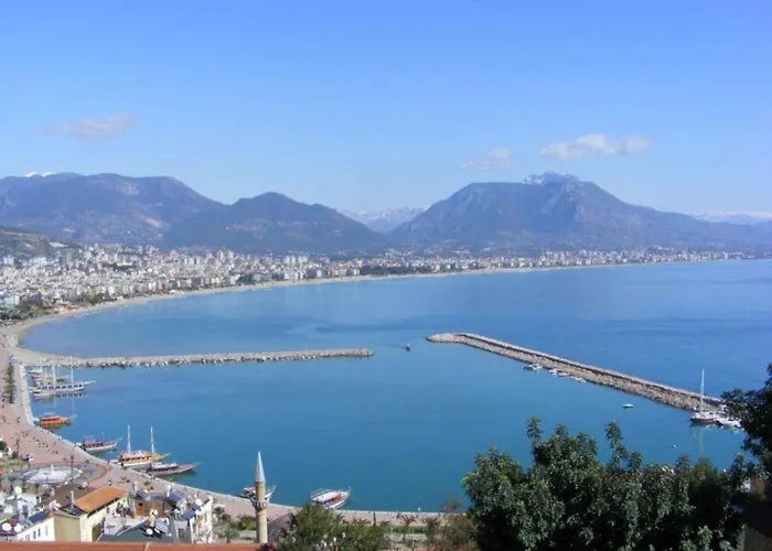 Дом отдыха Luxury By The Coast