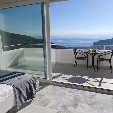 Vakantiehuis Luxury By The Coast