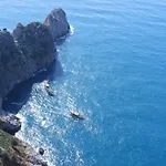 펜션 Luxury By The Coast