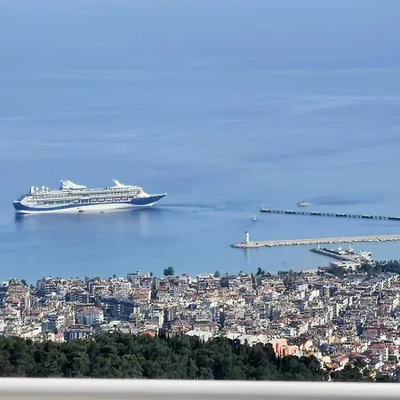 Luxury By The Coast ألانيا