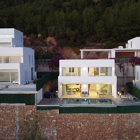 Luxury By The Coast Hébergement de vacances