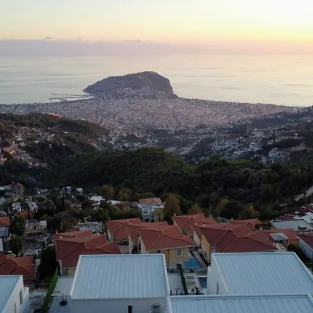 Luxury By The Coast * ألانيا