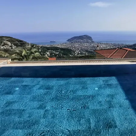 Luxury By The Coast