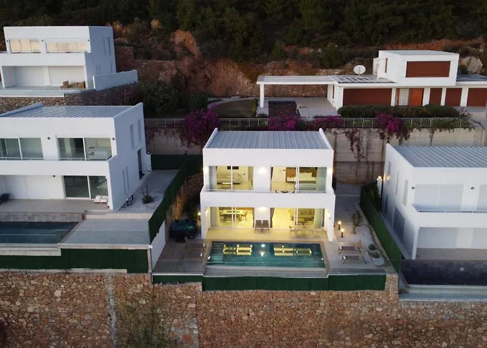 Luxury By The Coast 度假居 阿拉尼亚