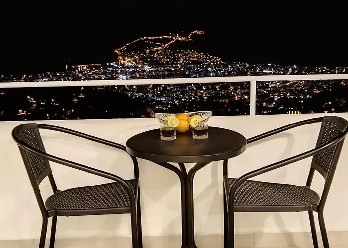 Luxury By The Coast Hébergement de vacances