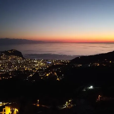 펜션 Luxury By The Coast *