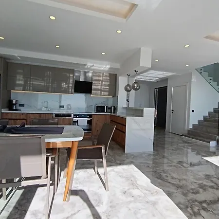 Luxury By The Coast Semesterbostad *