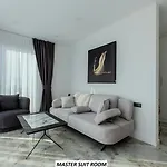 Σπίτι διακοπών Luxury By The Coast