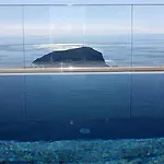 Luxury By The Coast *